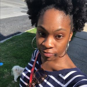 Meet your Posher, Lavelle